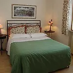 ホテル Porta Romana - Lucehotels 3*