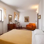 Porta Romana - Lucehotels