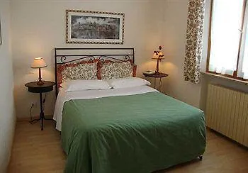 Готель Porta Romana - Lucehotels 3*