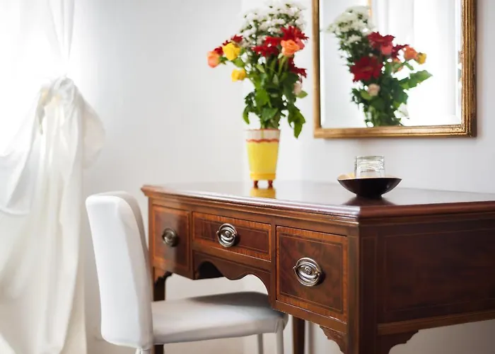 Porta Romana - Lucehotels Готель