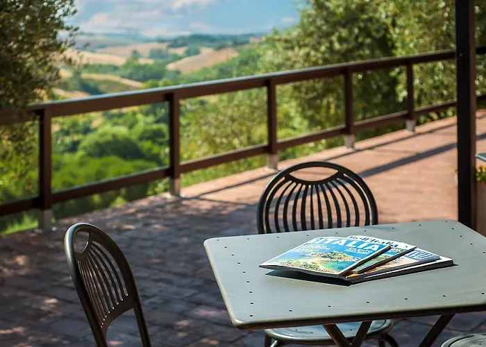 Porta Romana - Lucehotels Готель 3*