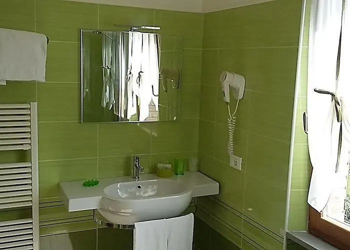 Porta Romana - Lucehotels Сієна