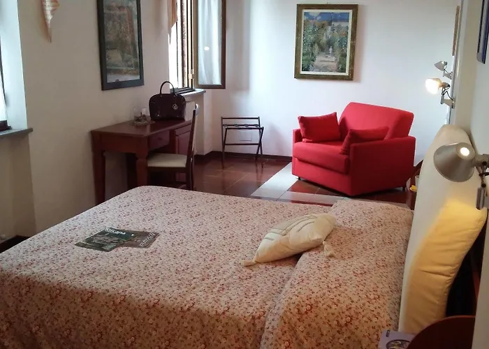 Porta Romana - Lucehotels Готель