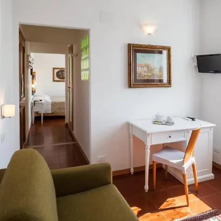 Porta Romana - Lucehotels Ξενοδοχείο