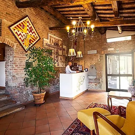 Hotel Porta Romana - Lucehotels 3*