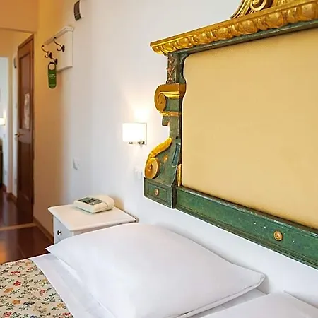 Porta Romana - Lucehotels