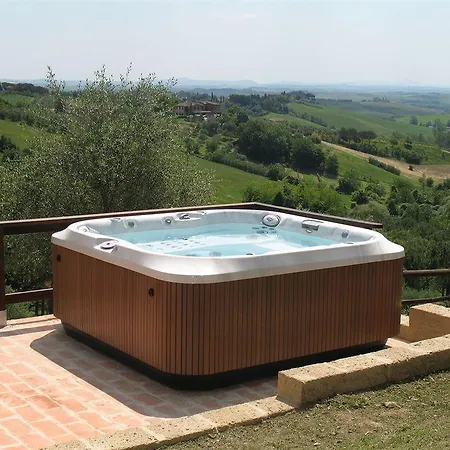 Porta Romana - Lucehotels Сієна