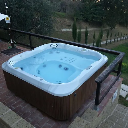 ホテル Porta Romana - Lucehotels 3*