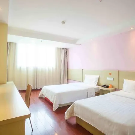 ホテル Porta Romana - Lucehotels