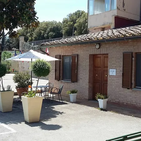 Ξενοδοχείο Porta Romana - Lucehotels