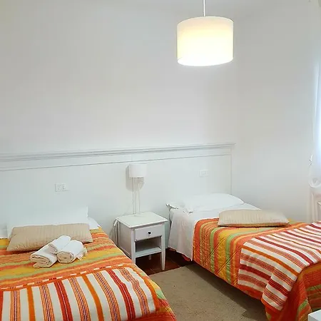 Hotel Porta Romana - Lucehotels 3*