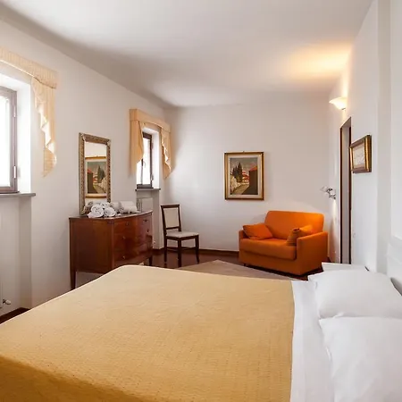 Porta Romana - Lucehotels